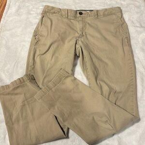 Amazon Essentials Straight Fit skinny pants Stone Pants, 31W x 30L